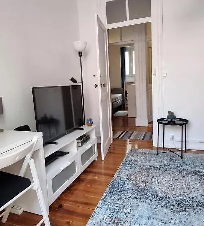 Apartment Charming To Rent Lissabon