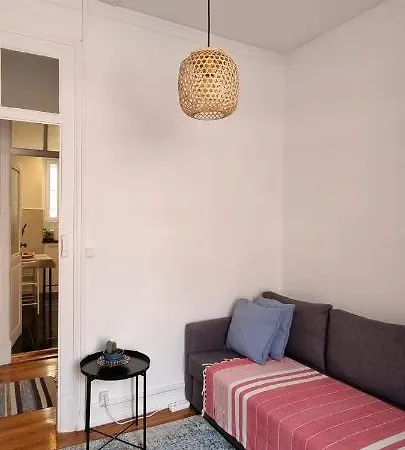 Apartment Charming To Rent Lisbon