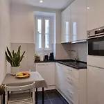 Apartament Charming To Rent Lizbona